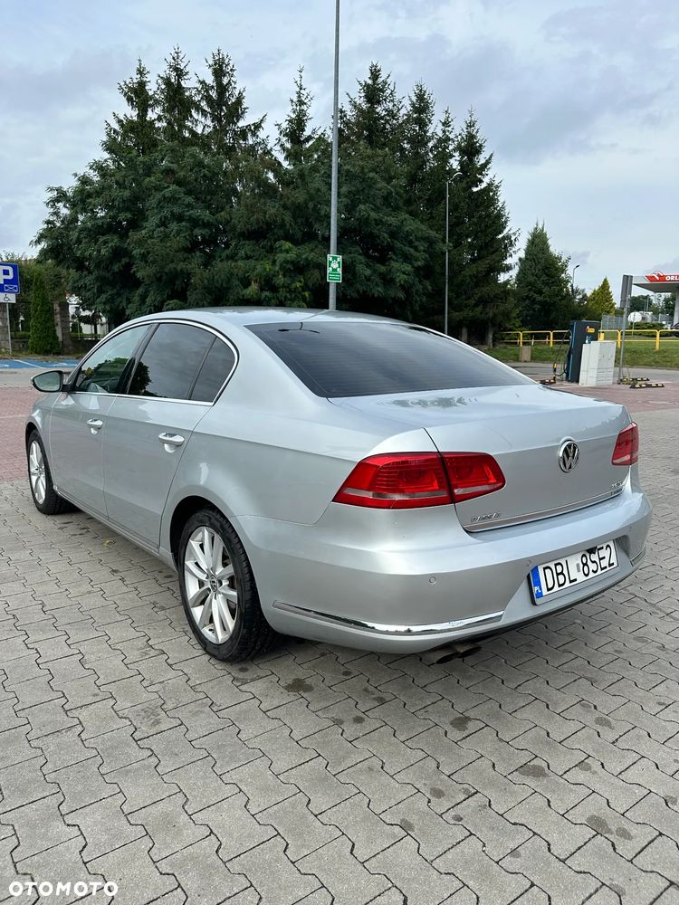 Volkswagen Passat 2.0 TDI Highline DSG - 5