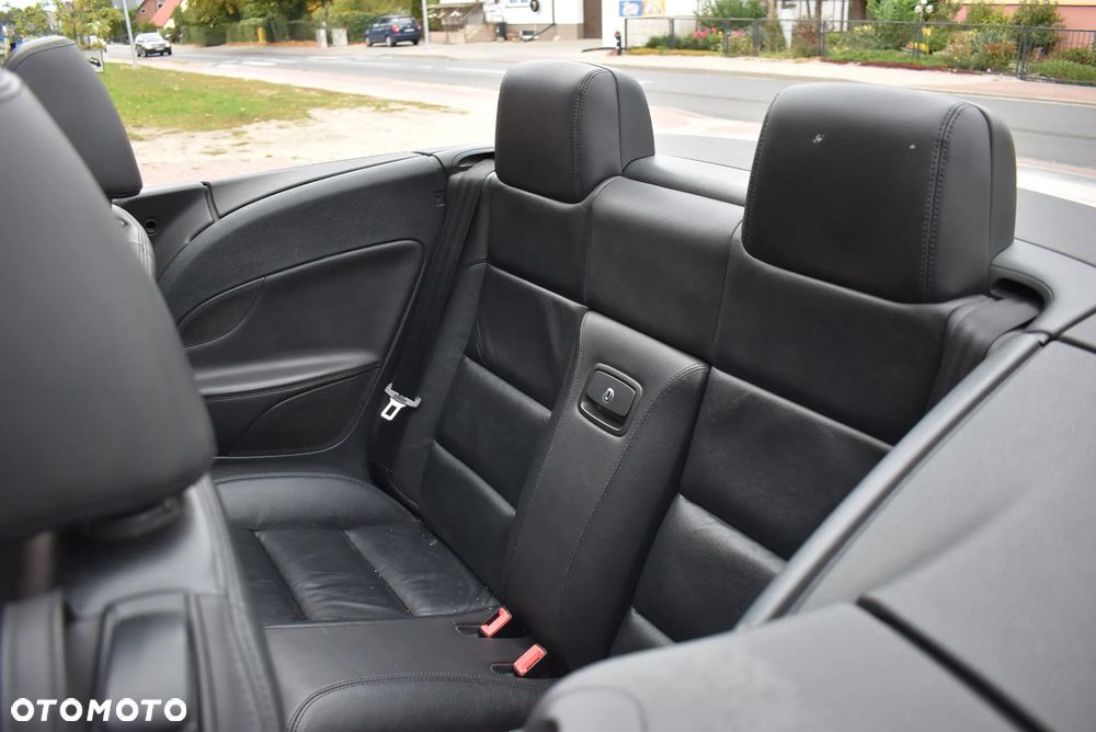 Volkswagen Eos - 8