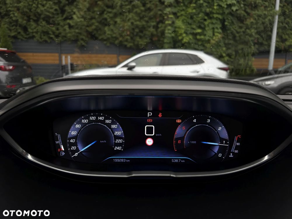 Peugeot 3008 BlueHDi 120 Stop & Start EAT6 Allure - 21