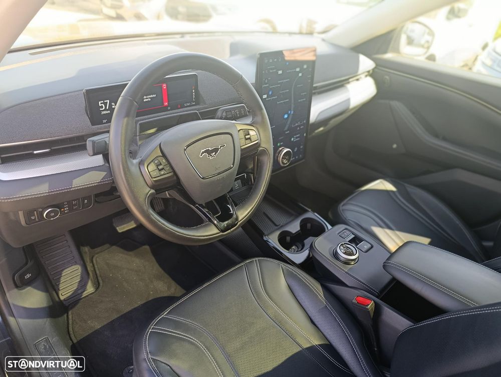 Ford Mustang Mach-E Alargada - 13