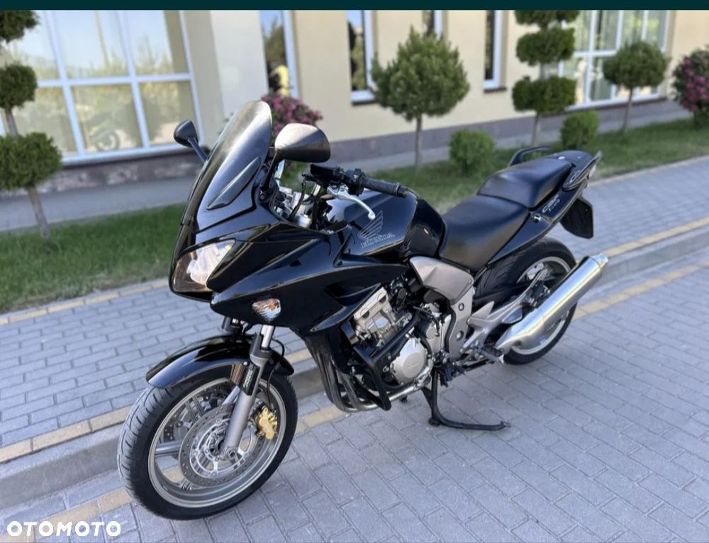 Honda CBF - 26