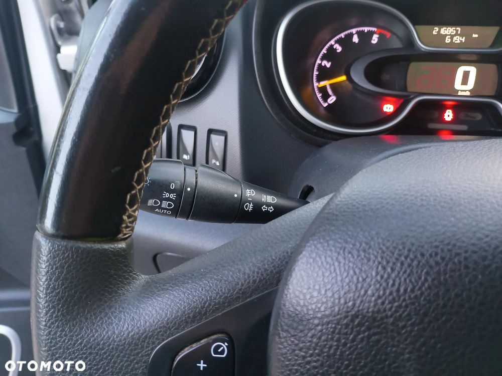 Opel Vivaro - 26