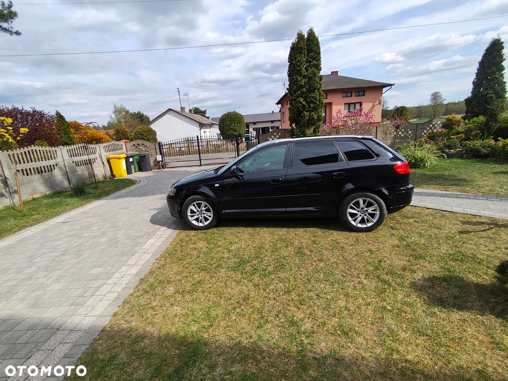 Audi A3 Sportback - 8
