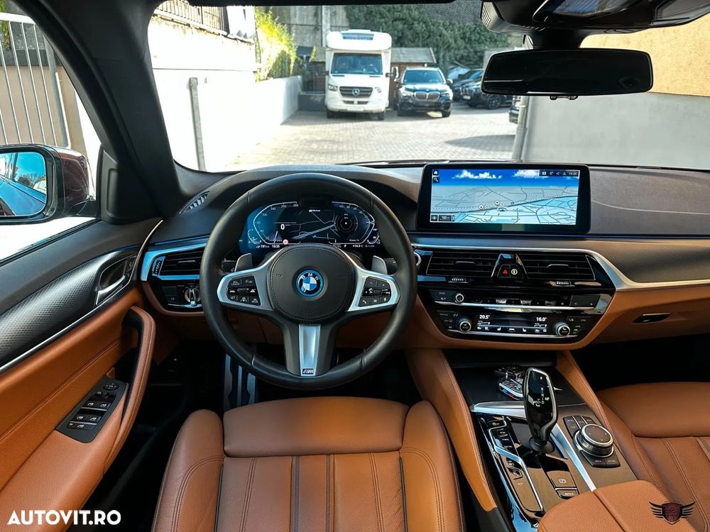 BMW Seria 5 530e Aut. M Sport Edition - 11
