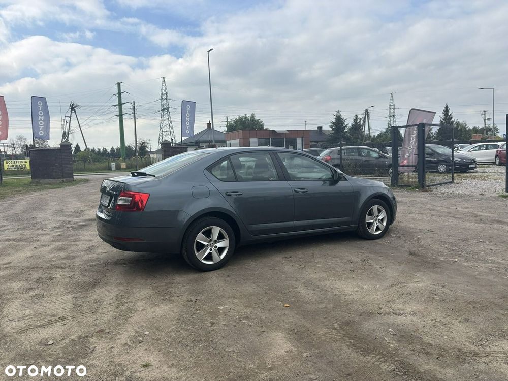 Skoda Octavia - 12