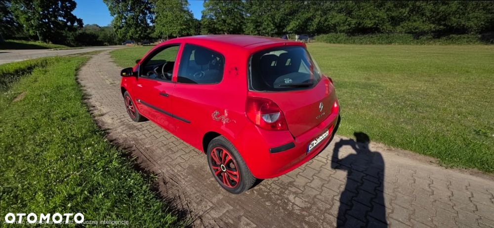 Renault Clio 1.2 16V Authentique - 7