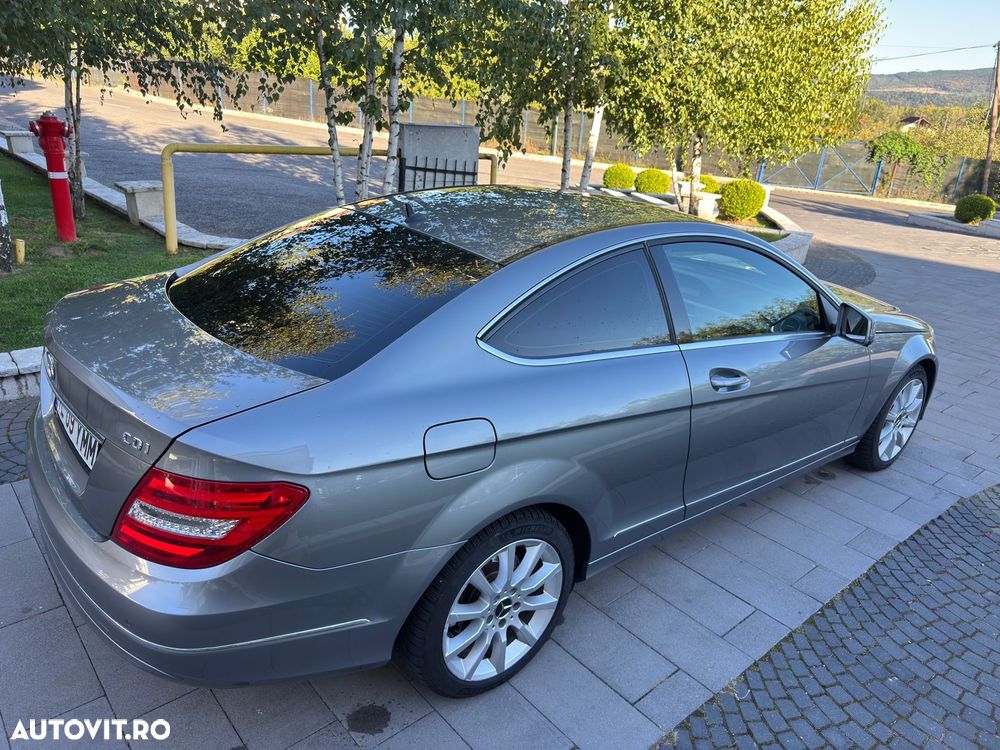 Mercedes-Benz C - 4