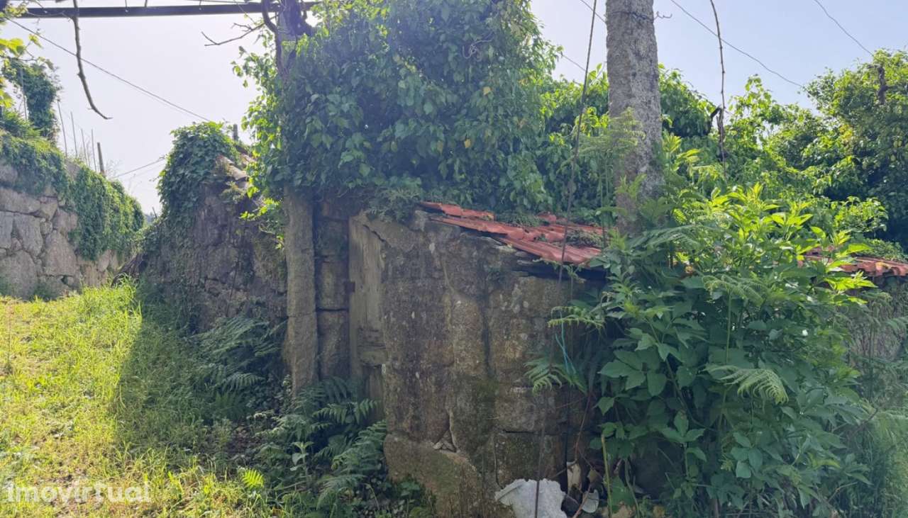 Venda Moradia para restauro, Penhalonga, Marco de Canaveses - Grande imagem: 2/48