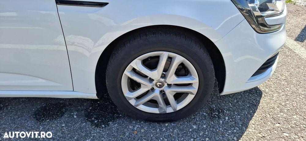 Renault Megane BLUE dCi 115 EDC Techno - 4