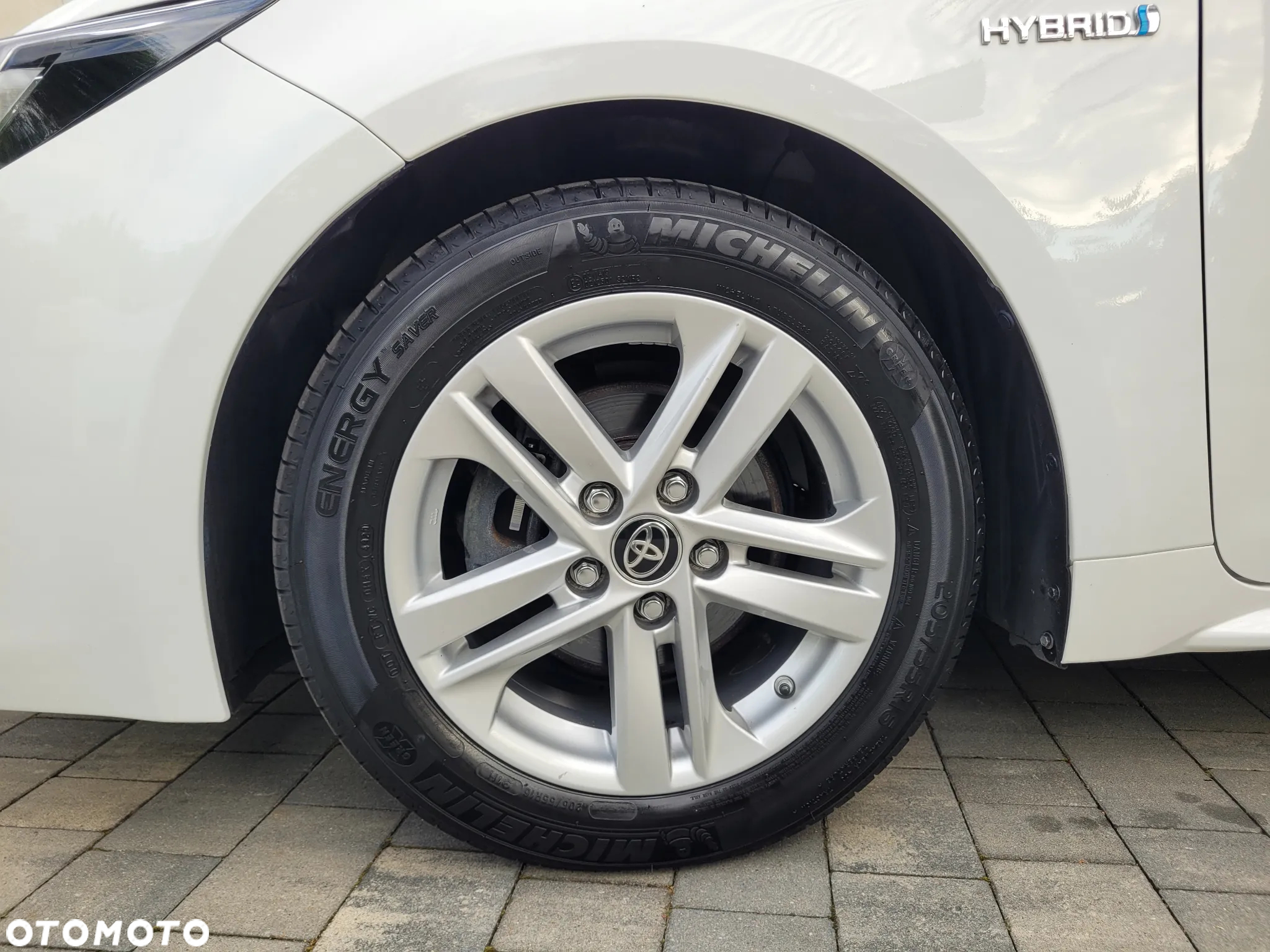 Toyota Corolla 1.8 Hybrid Touring Sports Comfort - 14