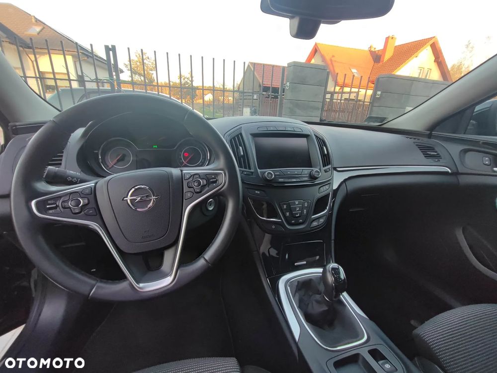 Opel Insignia 2.0 CDTI S&S - 11