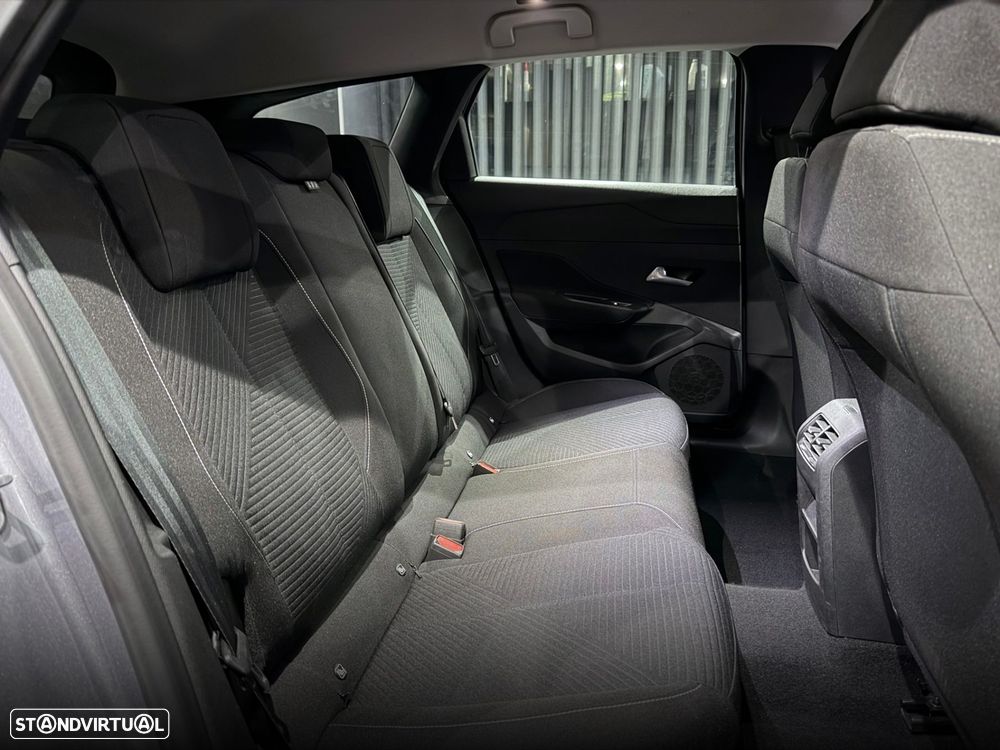 Peugeot 308 SW 1.6 Hybrid Allure e-EAT8 - 35