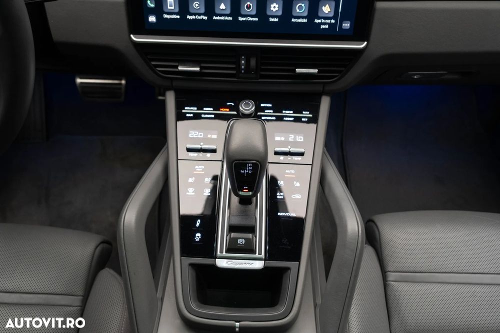 Porsche Cayenne - 25