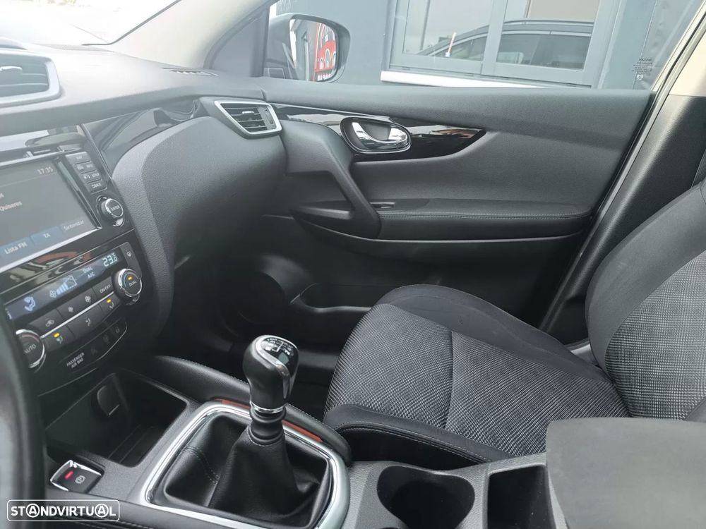 Nissan Qashqai 1.2 DIG-T Tekna Premium - 26