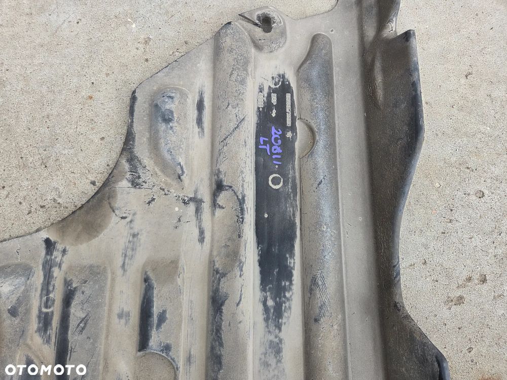 Osłona podwozia lewa tylna Peugeot 208 II  9823573680 - 9