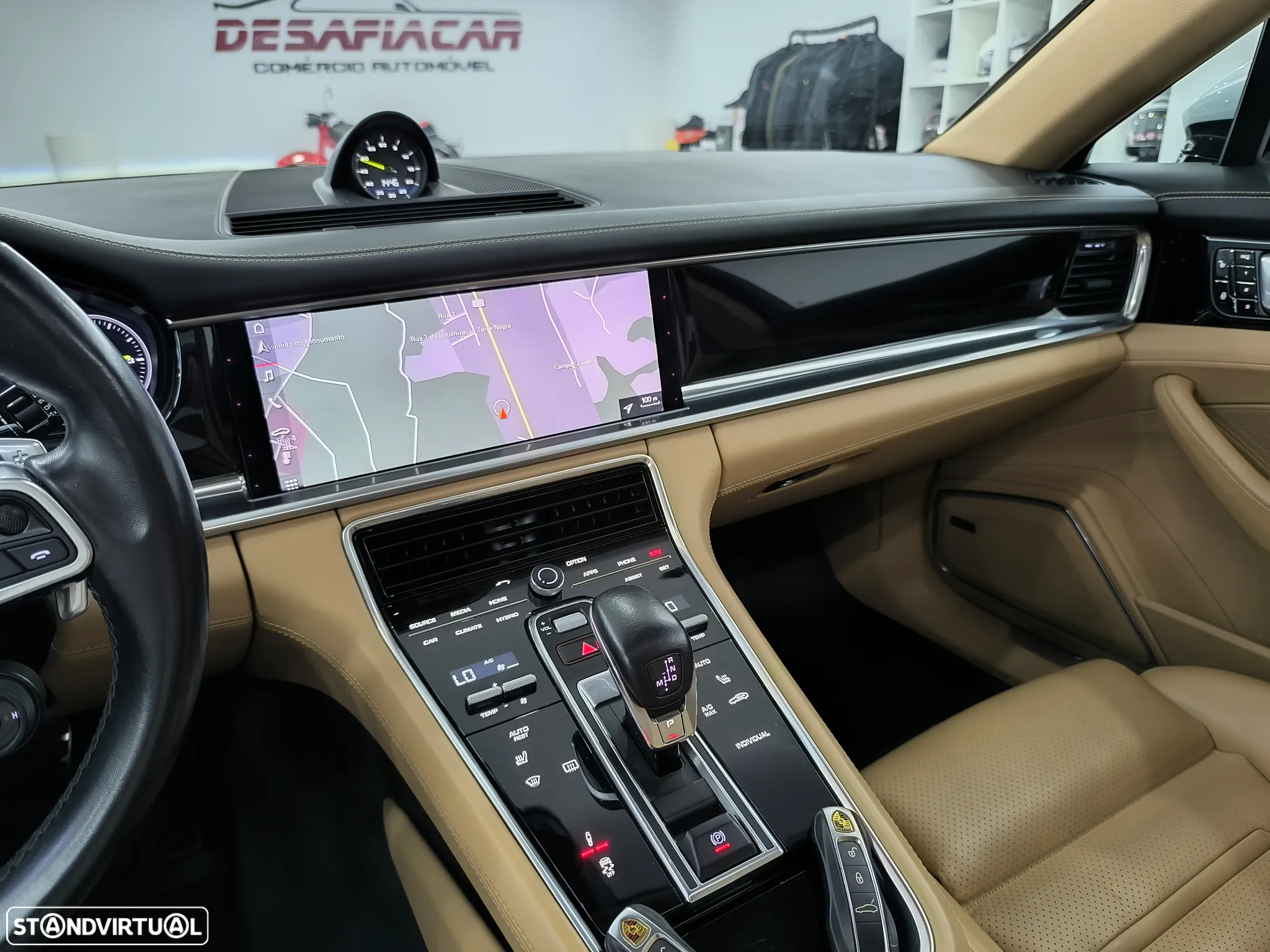 Porsche Panamera Sport Turismo 4 E-Hybrid - 56