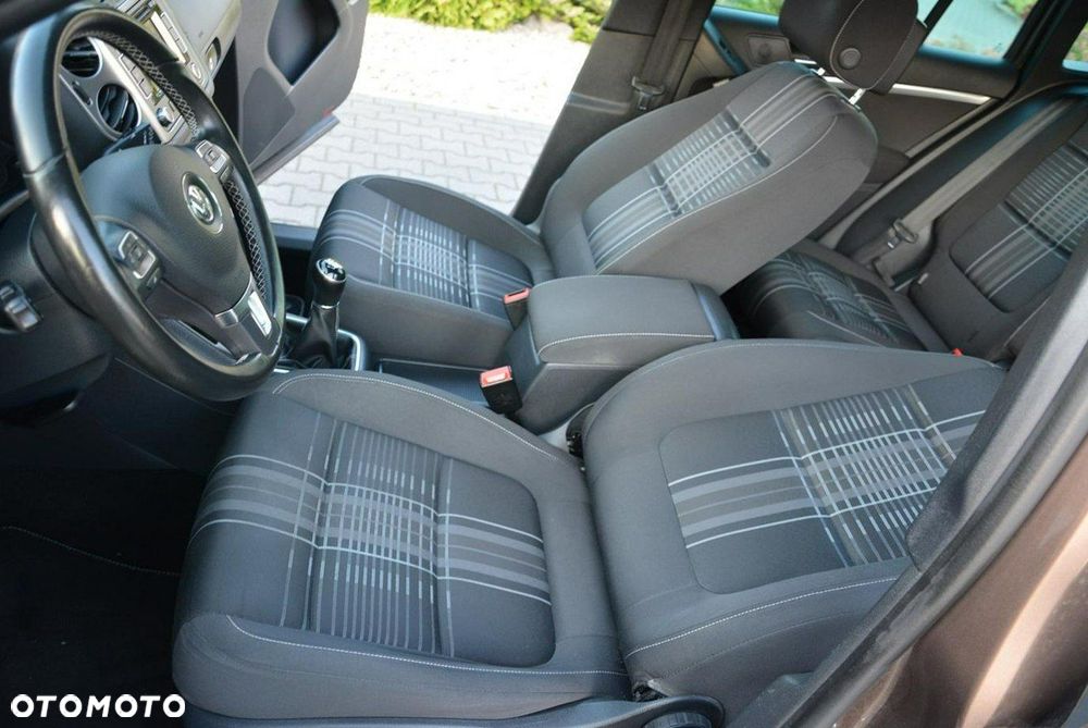Volkswagen Tiguan - 22