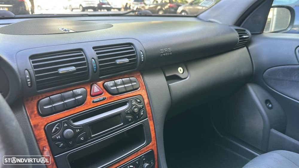 Mercedes-Benz C 220 - 15