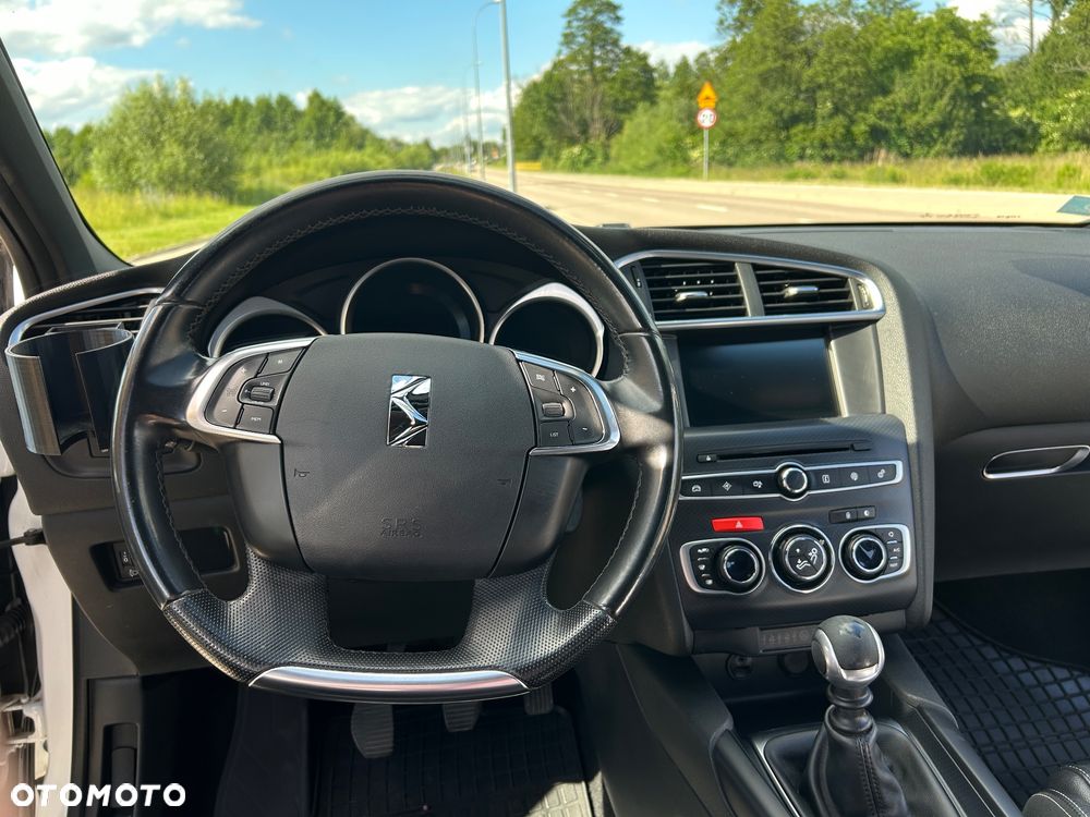 DS Automobiles DS 4 - 7