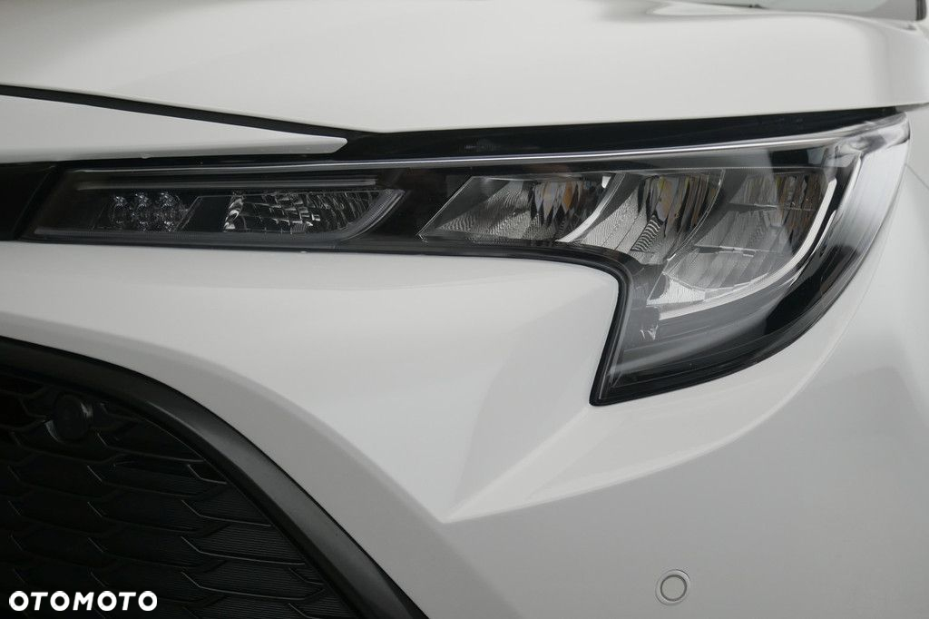 Toyota Corolla - 13