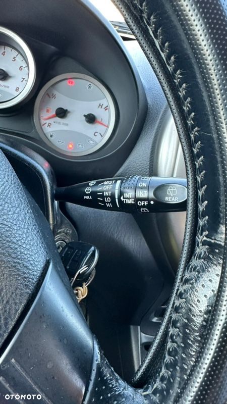 Toyota RAV4 2.0 VVT-i 4x4 - 28