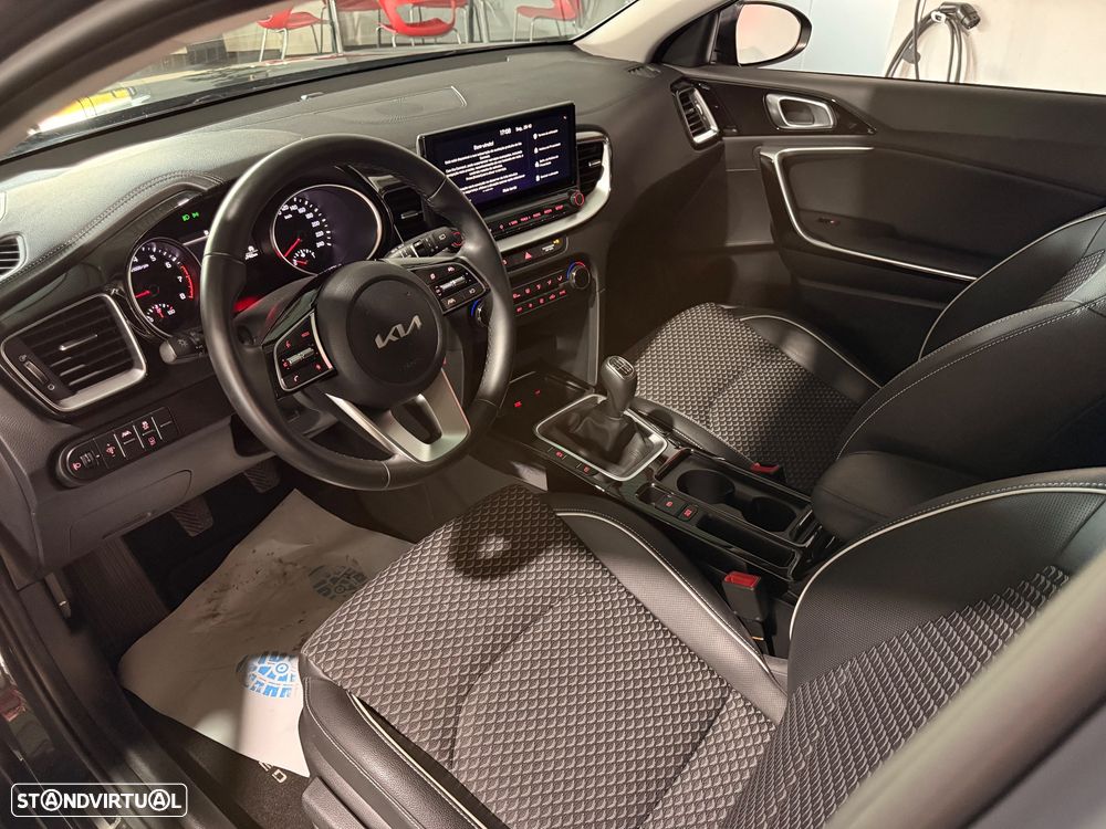 Kia XCeed - 7