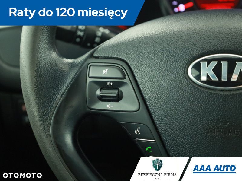 Kia Ceed - 16