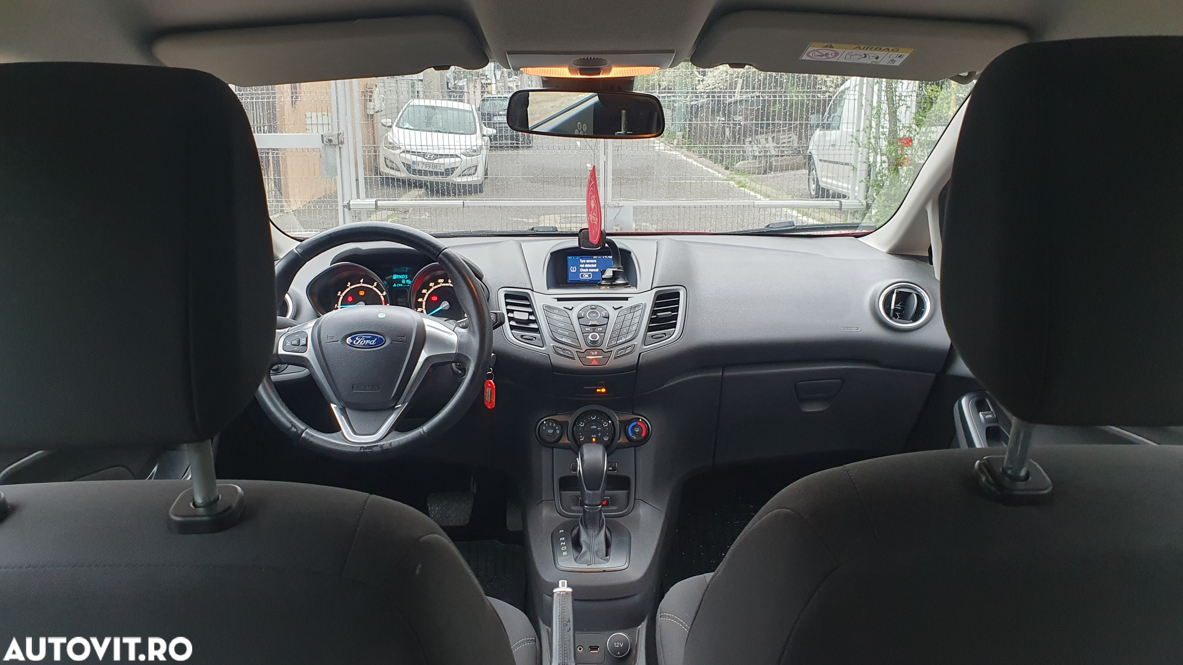 Ford Fiesta 1.0 Powershift Titanium - 5