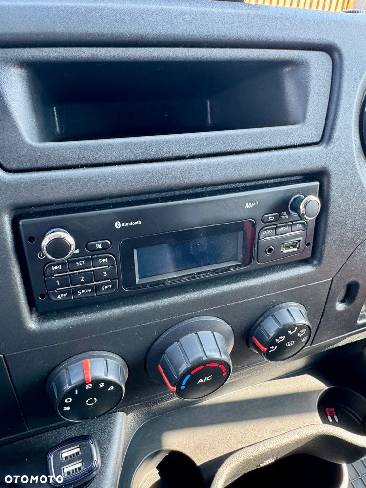 Renault Master - 13