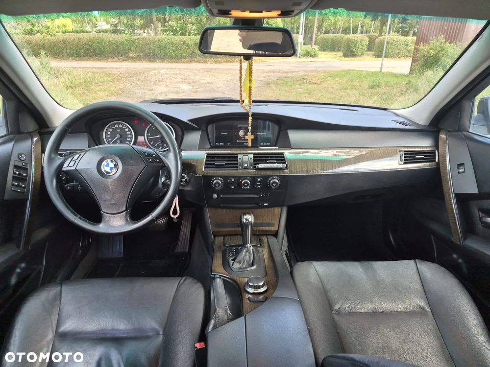 BMW Seria 5 - 11