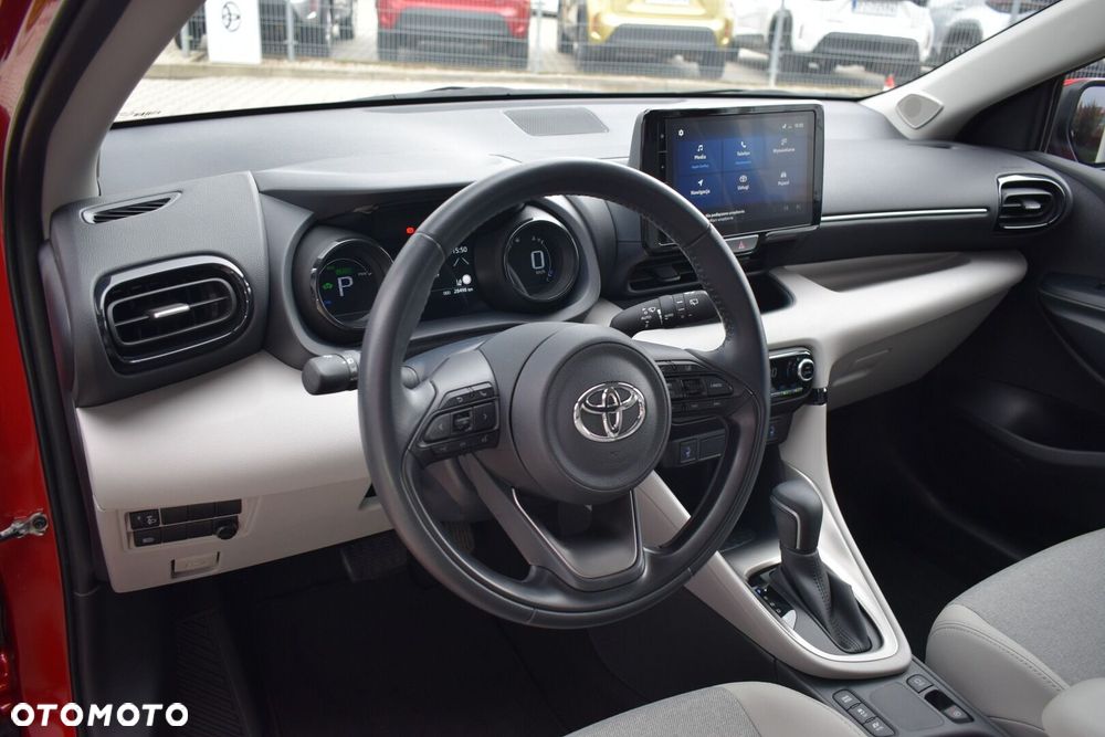 Toyota Yaris - 12
