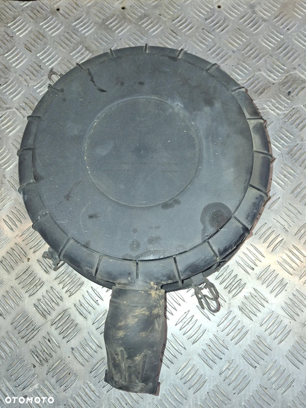POKRYWA OBUDOWY  FILTRA POWIETRZA DAF LF 220 EURO 6 APUE990