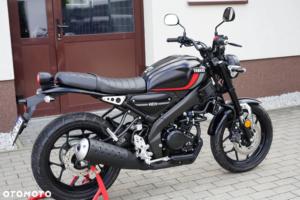 Yamaha XSR - 4
