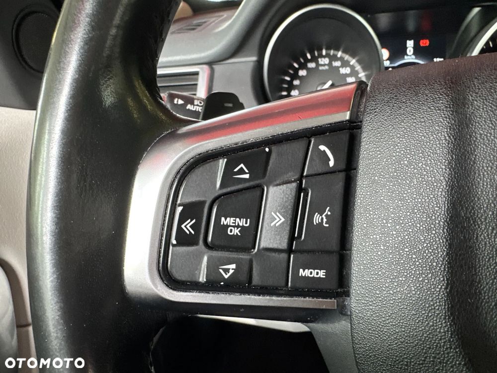 Land Rover Discovery Sport 2.0 Si4 HSE - 12
