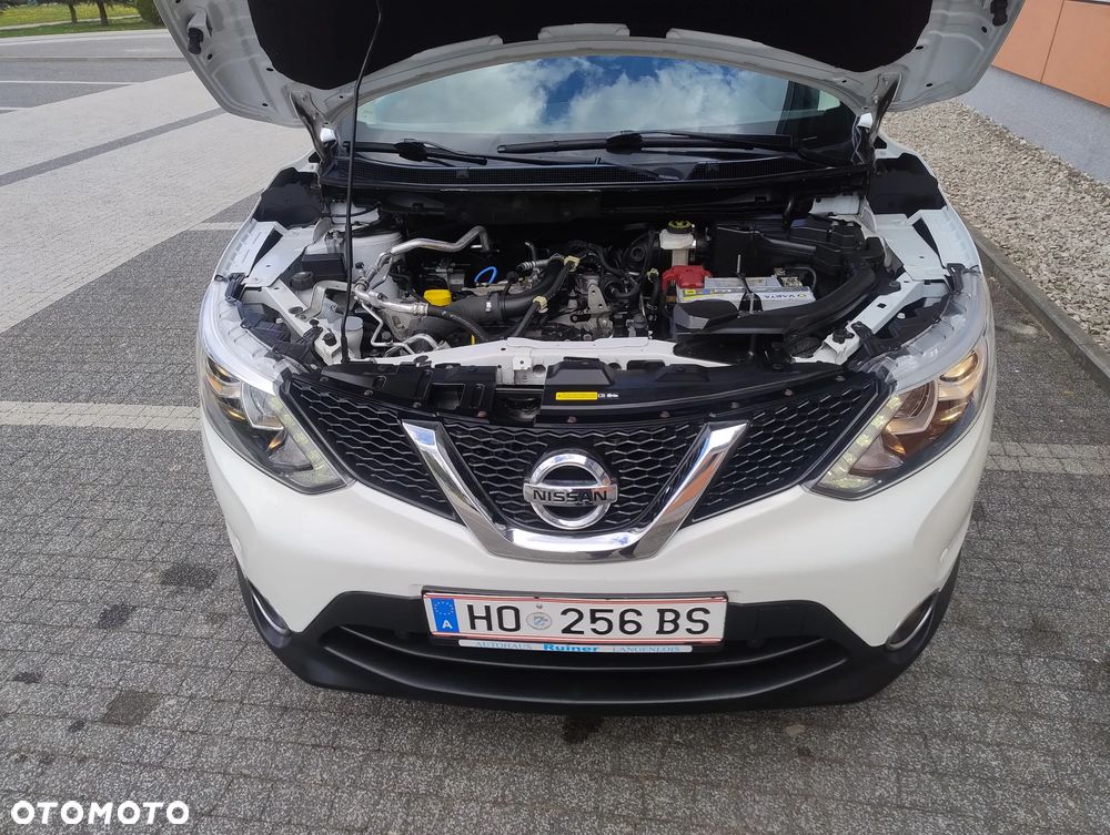 Nissan Qashqai 1.2 DIG-T Xtronic N-Vision - 22