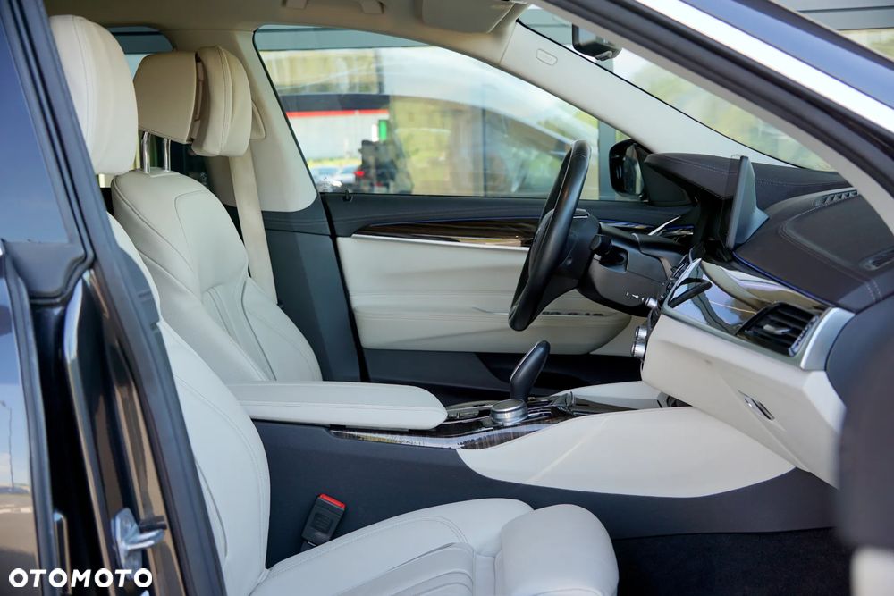 BMW 6GT 620d xDrive mHEV Luxury Line - 24