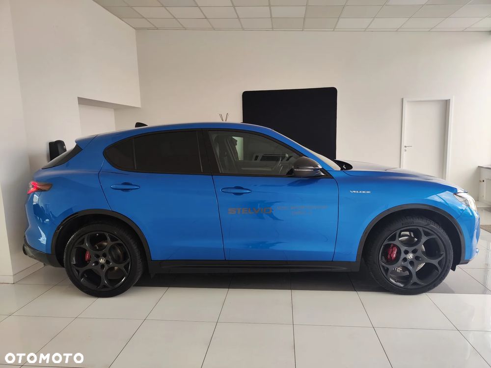 Alfa Romeo Stelvio 2.0 Turbo Veloce Q4 - 5