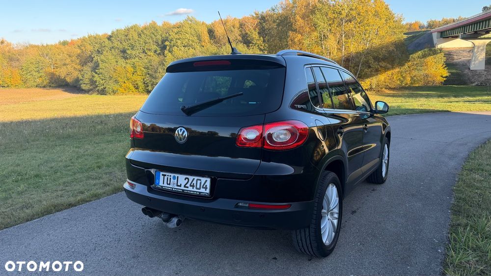 Volkswagen Tiguan - 32