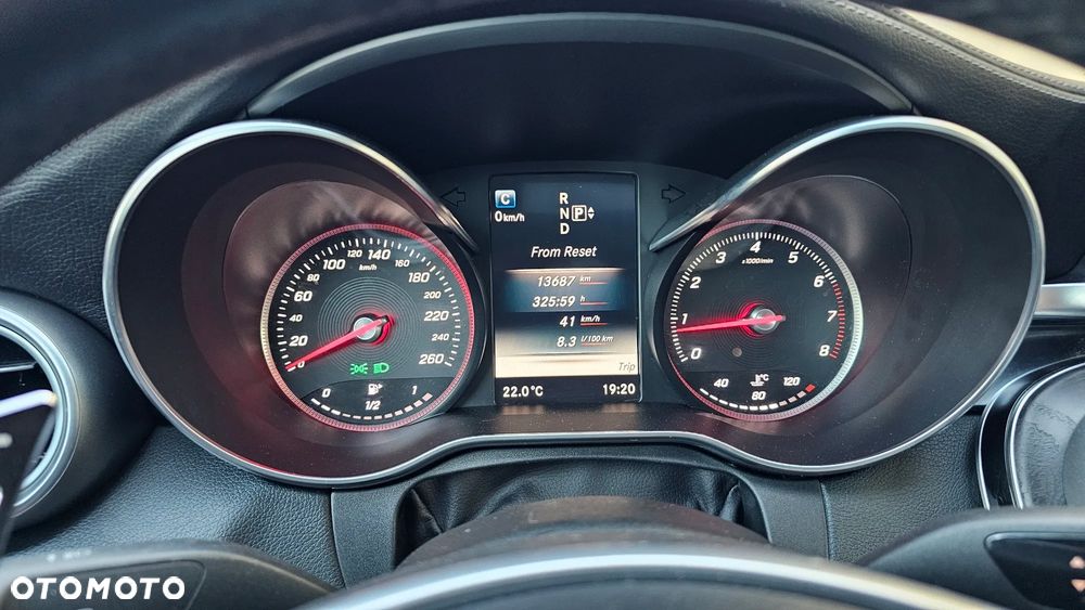 Mercedes-Benz Klasa C 300 7G-TRONIC - 33