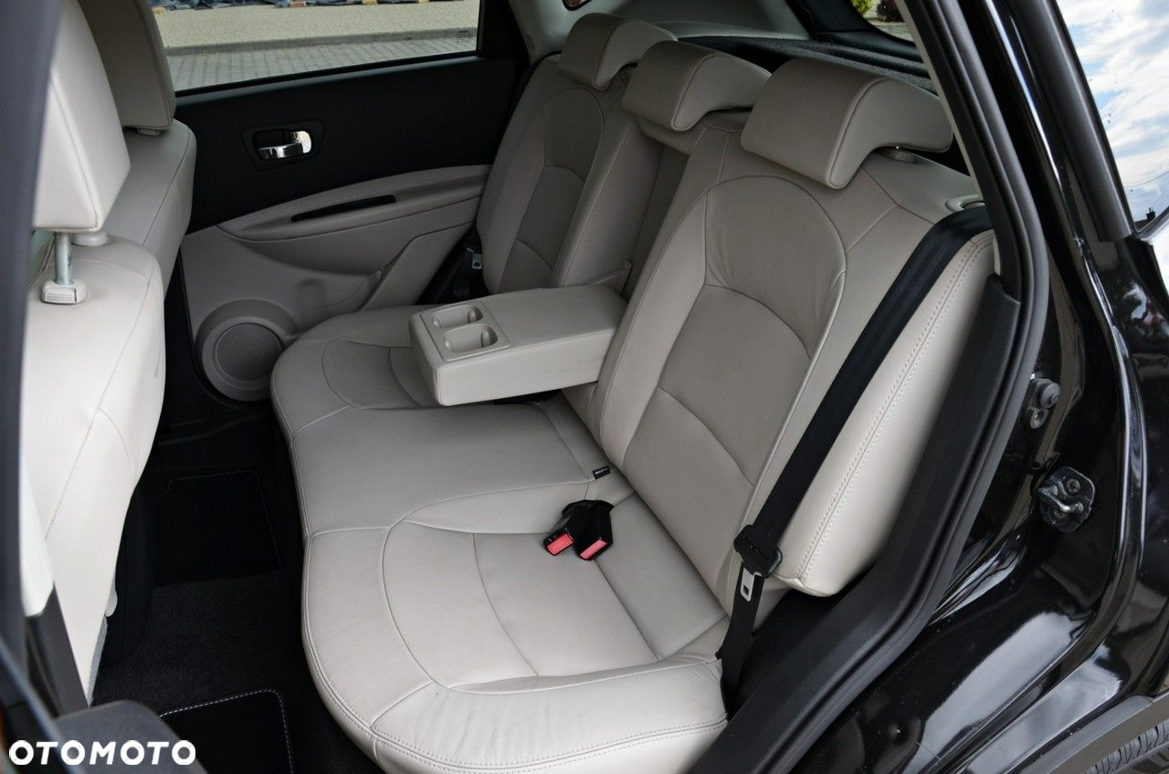 Nissan Qashqai 2.0 CVT tekna - 31