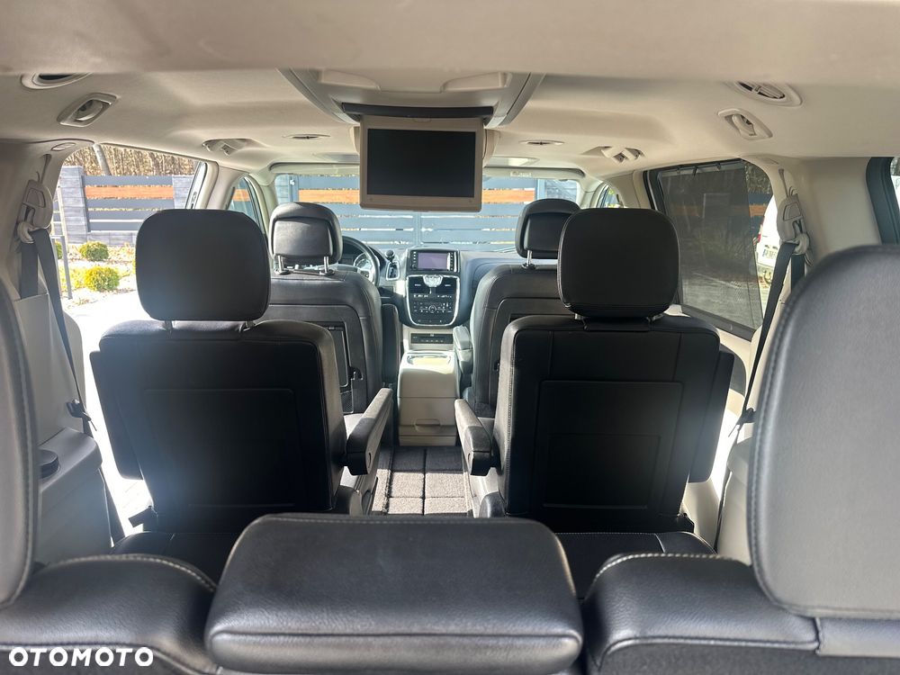 Lancia Voyager 2.8 Multijet 16v Platinum - 29