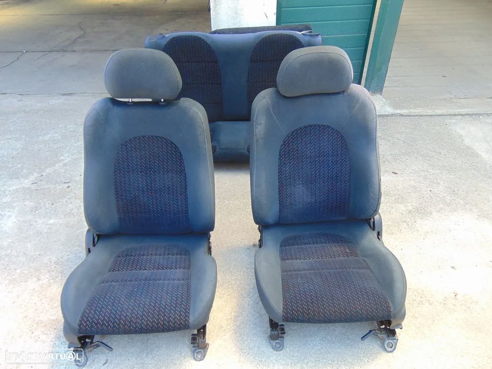 Mazda MX3 conjunto bancos - 1