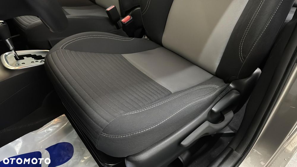 Toyota Yaris 1.5 Premium CVT - 13