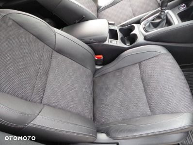 Nissan Qashqai 1.6 dCi 4x4 Tekna S&S - 11