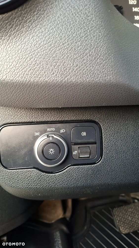 Mercedes-Benz Sprinter - 21