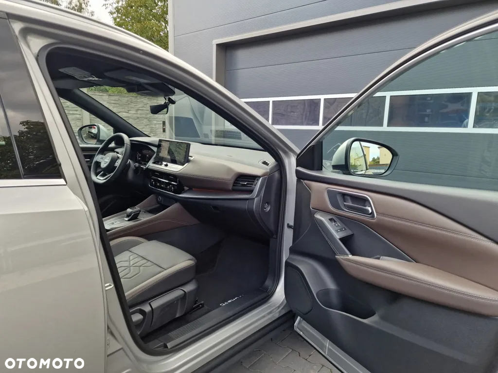 Nissan Qashqai 1.3 DIG-T MHEV Xtronic Tekna - 24