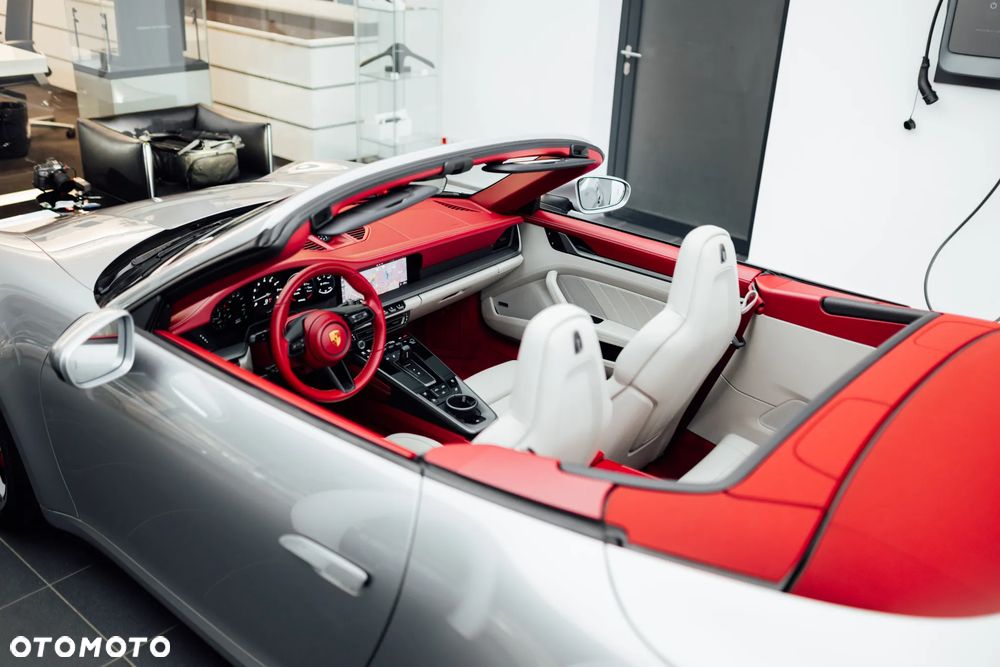 Porsche 911 2021
