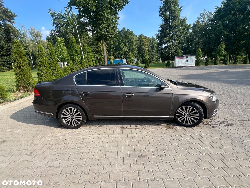 Volkswagen Passat 2.0 TDI Comfortline - 7