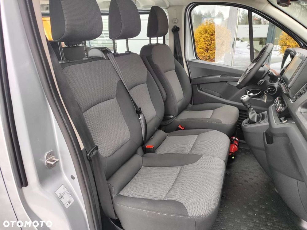 Renault Trafic - 17