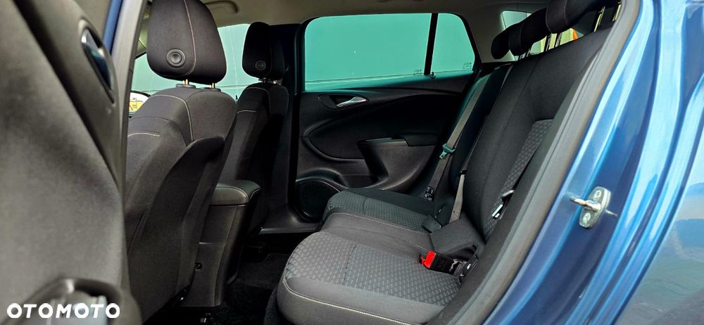 Opel Astra 1.6 D (CDTI) Start/Stop Innovation - 14